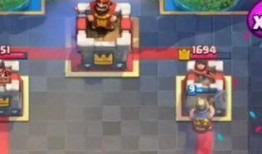 皇室战争最新爆料,神秘英雄登场，全新卡牌系统震撼来袭！